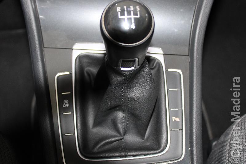 VOLKSWAGEN GOLF VII 1.6 Tdi Comfortline Gasóleo