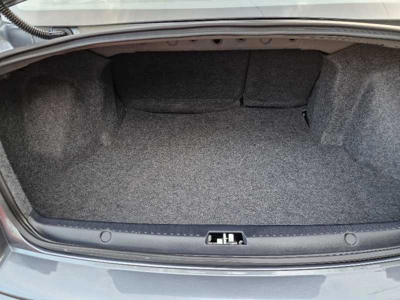 MITSUBISHI LANCER 1.5 INVITE 109cv Gasolina