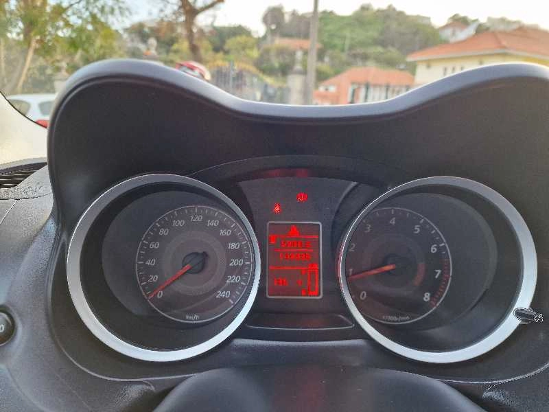 MITSUBISHI LANCER 1.5 INVITE 109cv Gasolina
