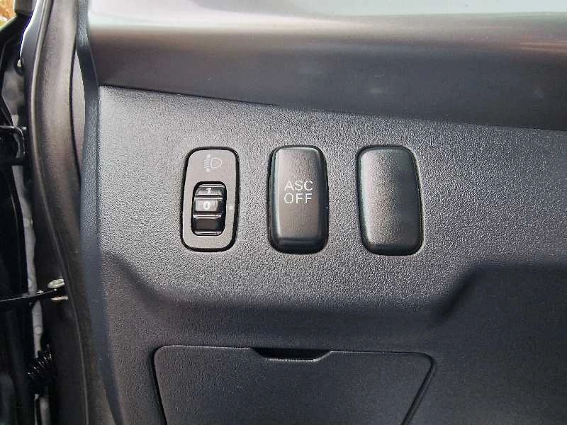 MITSUBISHI LANCER 1.5 INVITE 109cv Gasolina