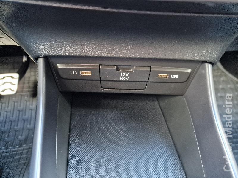 HYUNDAI XG BAYON 1.0 T-GDI PREMIUM 100CV Gasolina