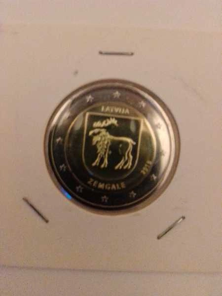 moedas 2?https://www.facebook.com/MoedasIlhadamadeiracomemorativas/photos/?ref=page_internal