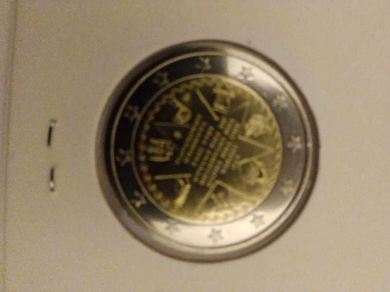 moedas 2?https://www.facebook.com/MoedasIlhadamadeiracomemorativas/photos/?ref=page_internal