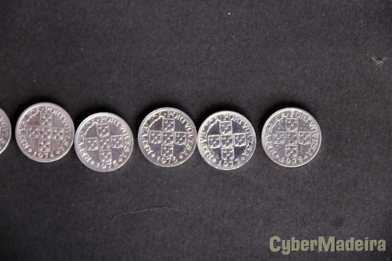 Moedas de $10 centavos e de $20 centavos dos anos 1969 a 1978