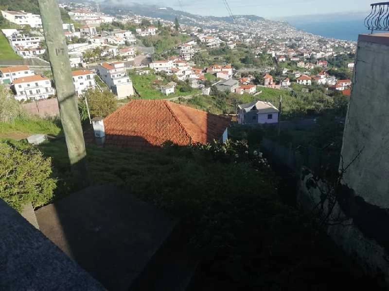 Moradia T3 para Venda Santo António, Laranjal