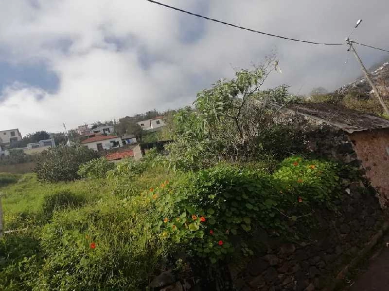 Moradia T3 para Venda Santo António, Laranjal