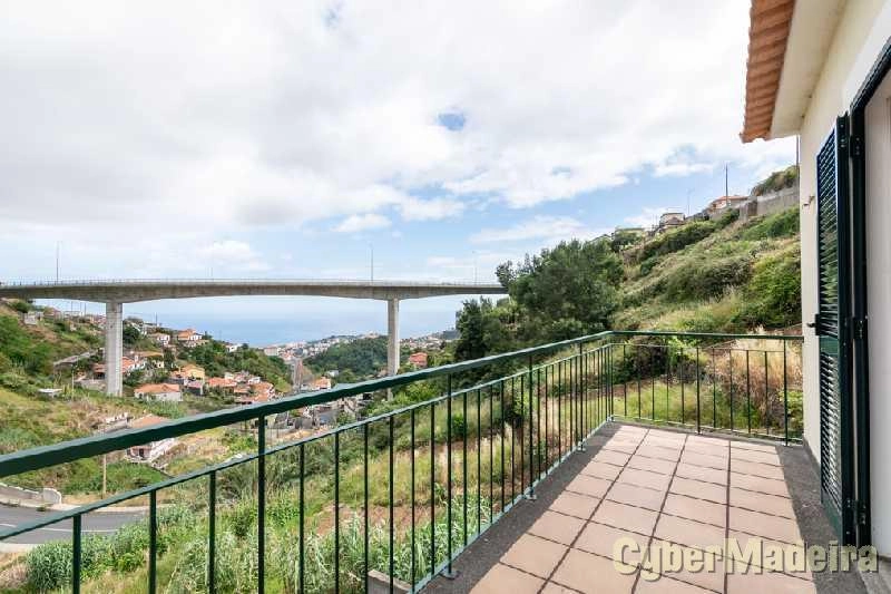 Moradia T3 para Venda Santo António, Trapiche