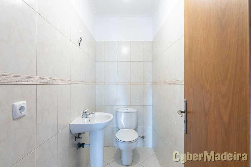 Moradia T3 para Venda Santo António, Trapiche