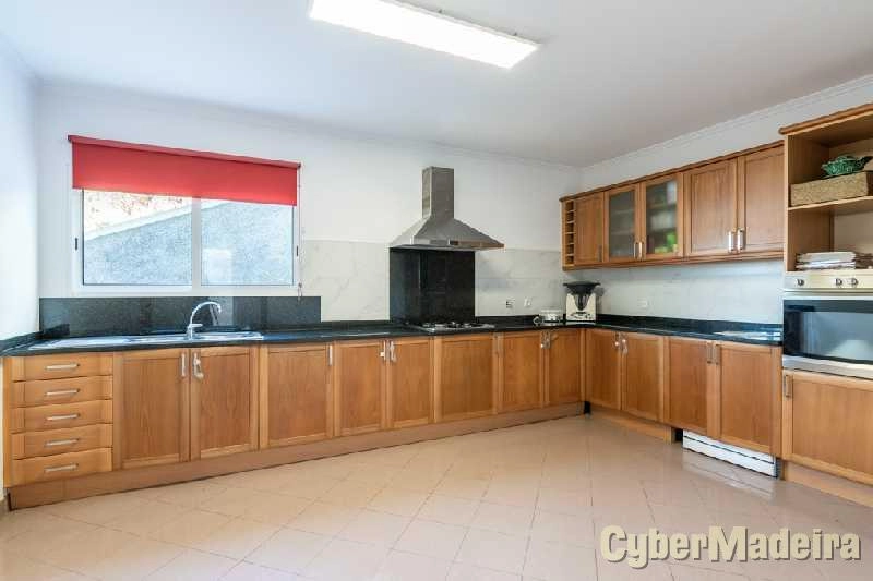 Moradia T3 para Venda Santo António, Trapiche