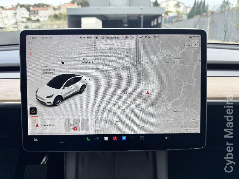 TESLA Model Y Long Range Dual Motor AWD - IVA dedutivel Eléctrico