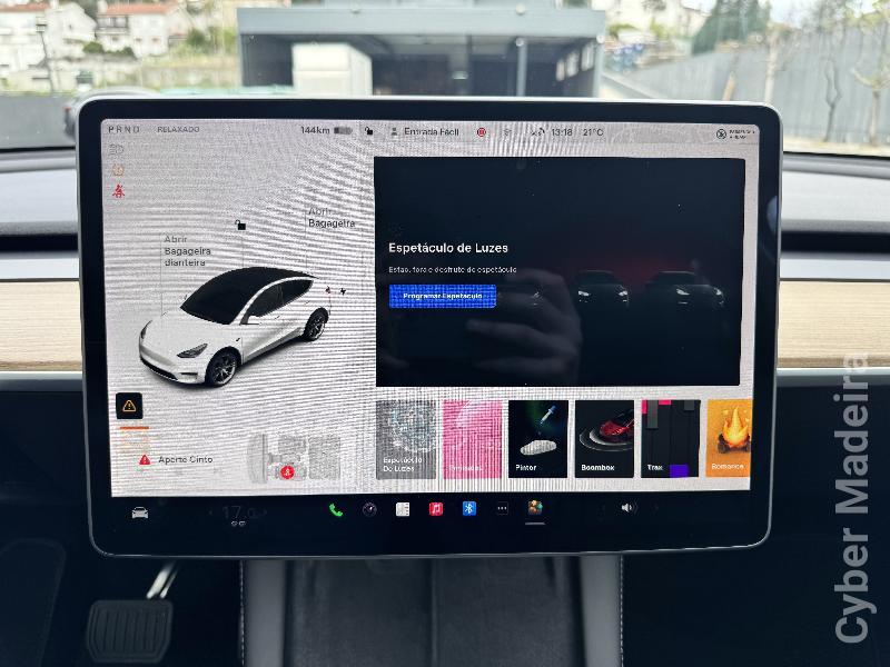 TESLA Model Y Long Range Dual Motor AWD - IVA dedutivel Eléctrico