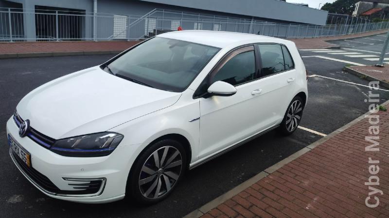 VOLKSWAGEN GOLF GTE 1.4 TSI + e-Motor Híbrido 