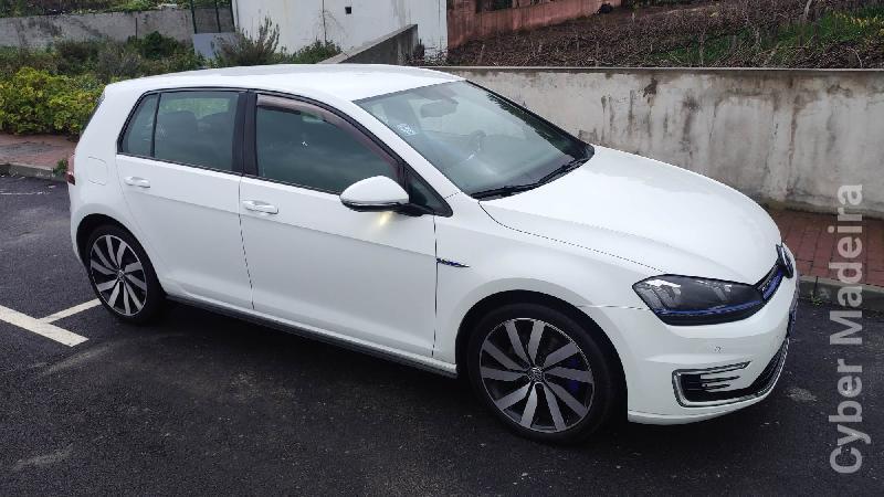 VOLKSWAGEN GOLF GTE 1.4 TSI + e-Motor Híbrido 