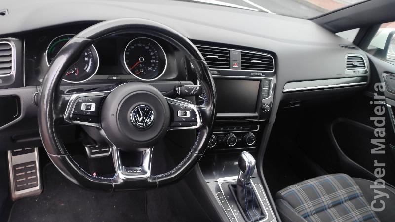 VOLKSWAGEN GOLF GTE 1.4 TSI + e-Motor Híbrido 