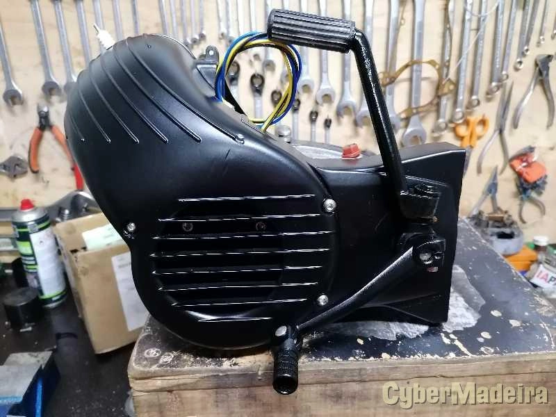Motor Zundapp 4 V turbina restaurado.