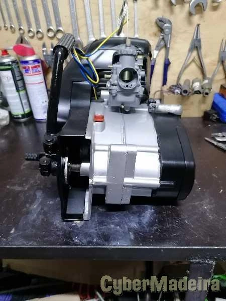 Motor Zundapp 4 V turbina restaurado.