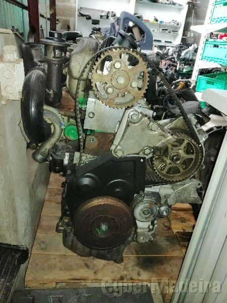 Citroën Motor para peças Citroen e Peugeot 2.0 HDI 90cvGasóleo 90