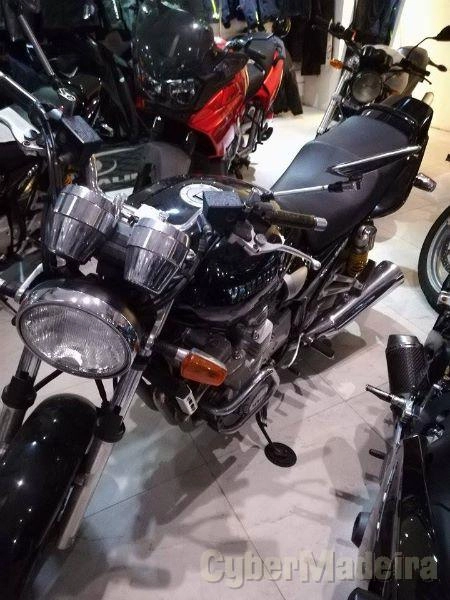 Yamaha XJR 1.300 cc Sport, turismo 