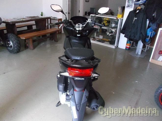 Honda 25 125 cc Scooter