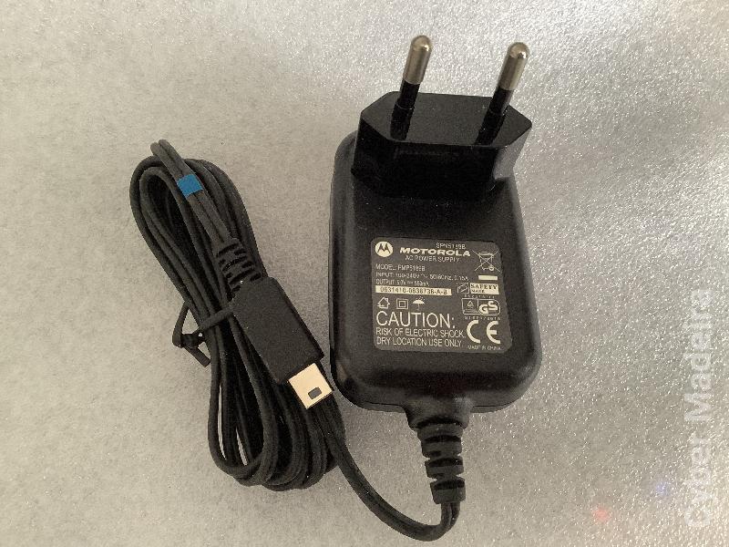 Carregador Motorola SPN5198B , FMP5198B  5V 550mA