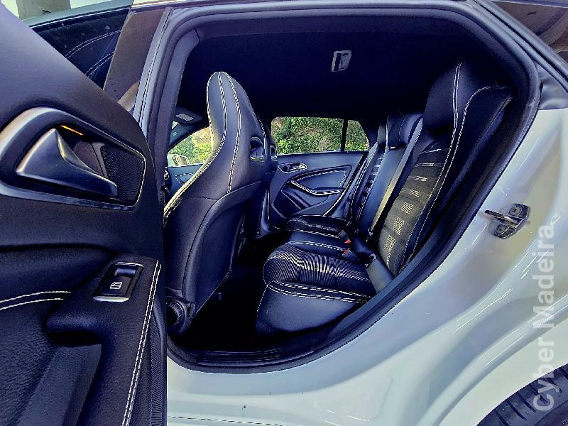 MERCEDES CLA 200D S.BRAKE URBAN AUT Gasóleo
