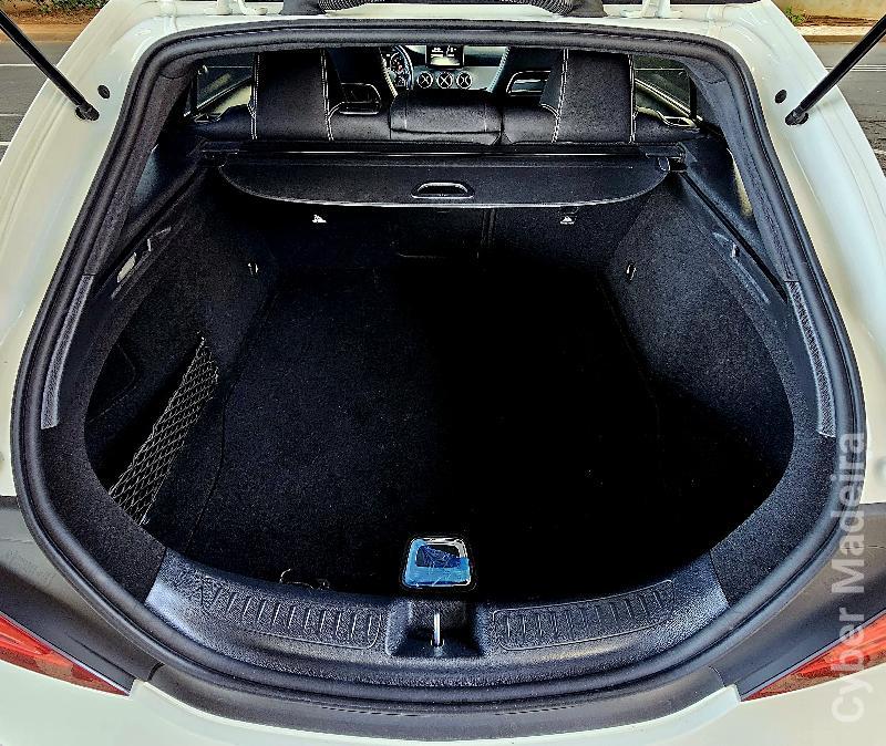 MERCEDES CLA 200D S.BRAKE URBAN AUT Gasóleo