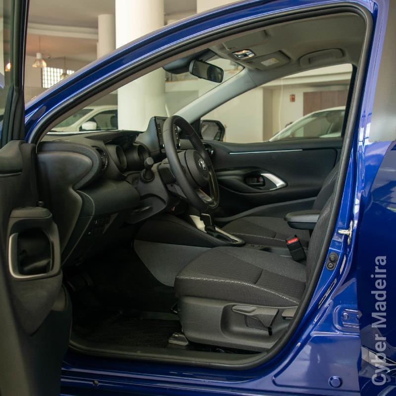 TOYOTA YARIS 1.5 Hybrid Gasolina