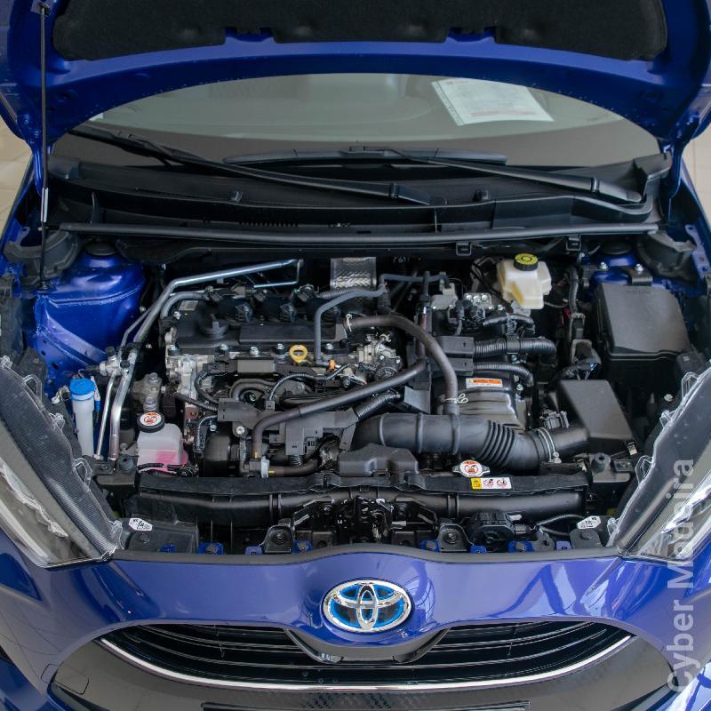 TOYOTA YARIS 1.5 Hybrid Gasolina