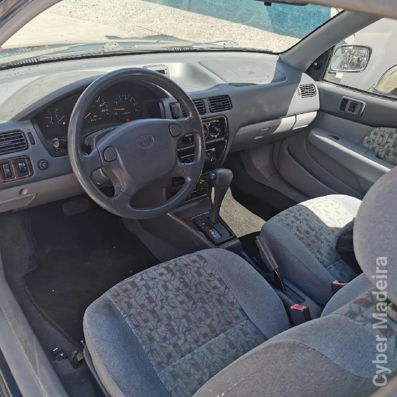 TOYOTA STARLET 1400 16v Gasolina
