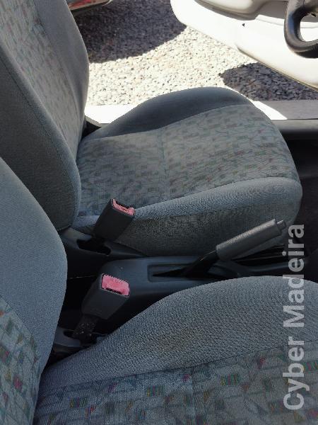 TOYOTA STARLET 1400 16v Gasolina