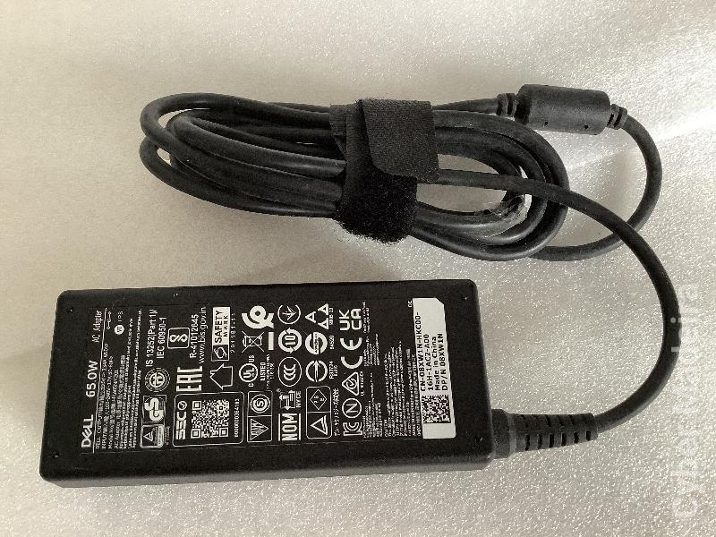 Carregador original DELL HKA65NM201  19,5V , 3,34A , 65W