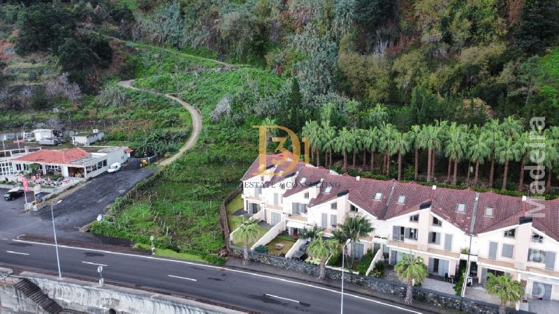 Moradia T3 para Venda São Vicente, Centro