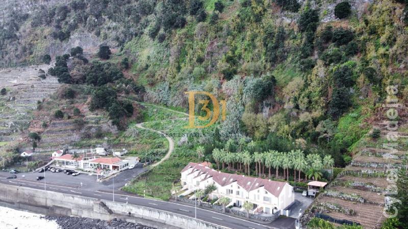 Moradia T3 para Venda São Vicente, Centro