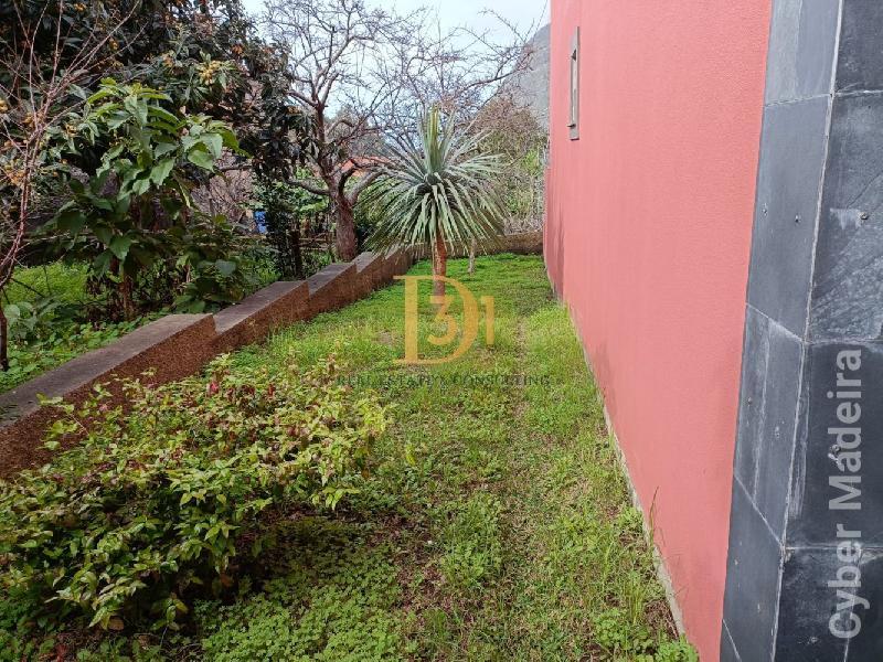 Moradia T2 para Venda São Vicente, Centro