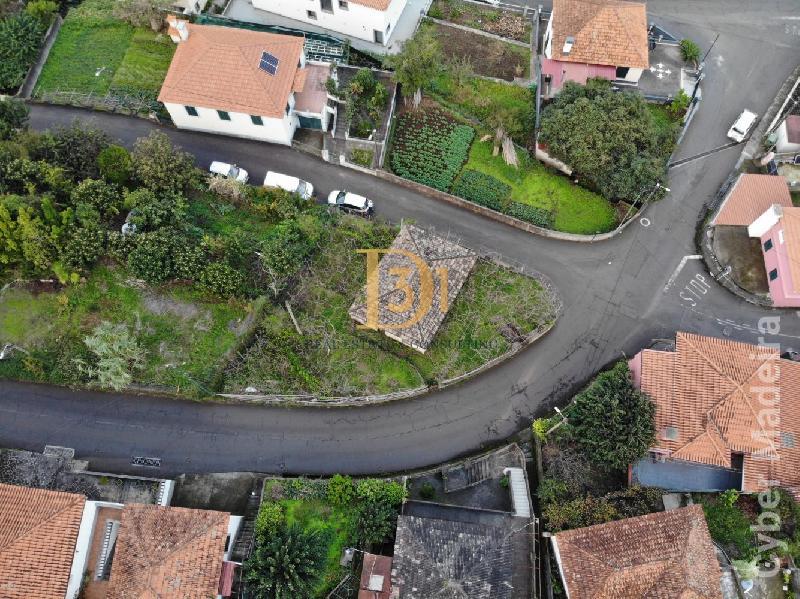 Moradia T2 para Venda São Vicente, Centro
