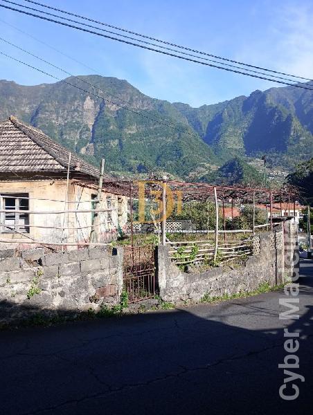 Moradia T2 para Venda São Vicente, Centro