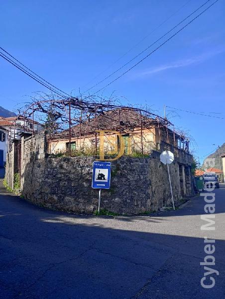 Moradia T2 para Venda São Vicente, Centro