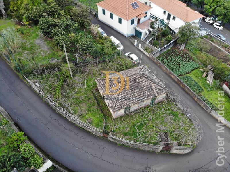 Moradia T2 para Venda São Vicente, Centro