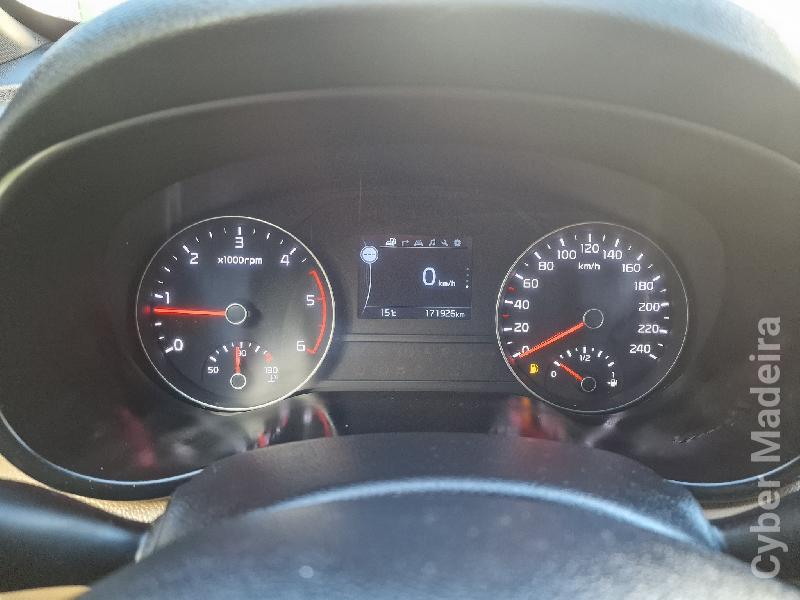 KIA SPORTAGE 1.7 DIESEL C/GARANTIA  Gasóleo