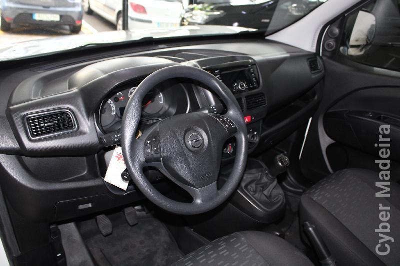 OPEL COMBO 744 Gasóleo