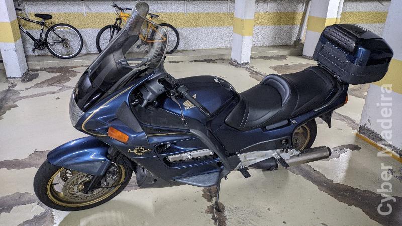 Honda 33 1.100 cc Sport, turismo