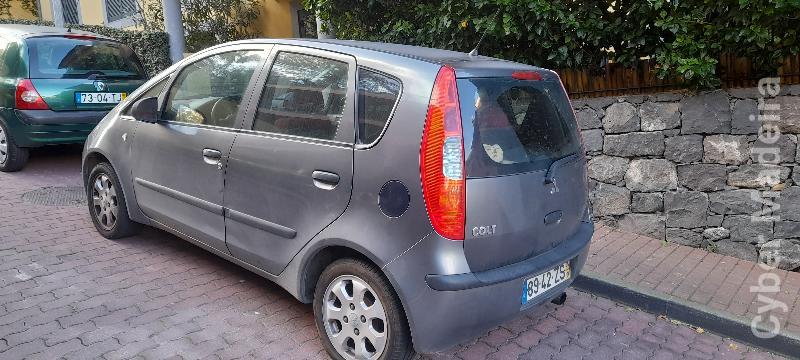 MITSUBISHI COLT 1.5 DID  Gasóleo