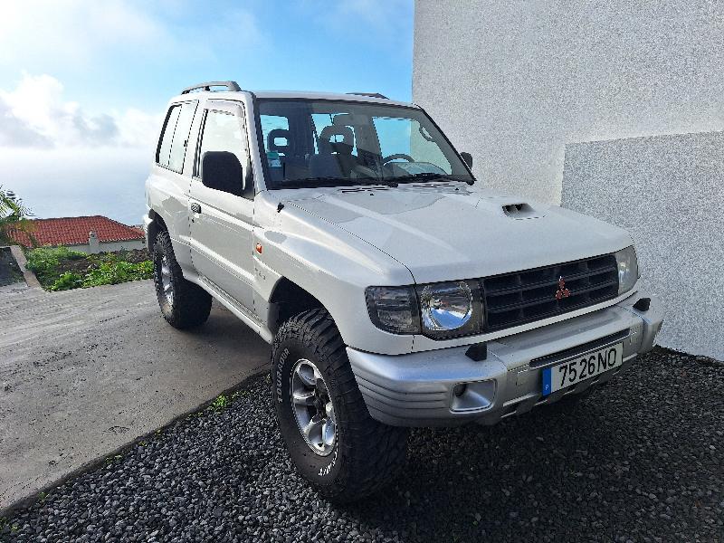 MITSUBISHI PAJERO 2.8 como novo 969 011 691 Gasóleo 