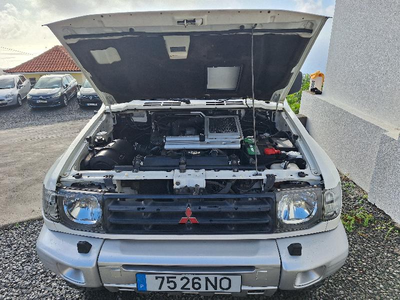 MITSUBISHI PAJERO 2.8 como novo 969 011 691 Gasóleo 