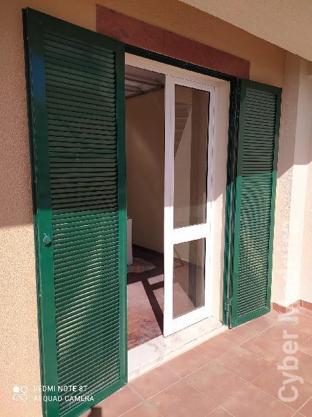 vendo portas de abrir usadas com tapasol