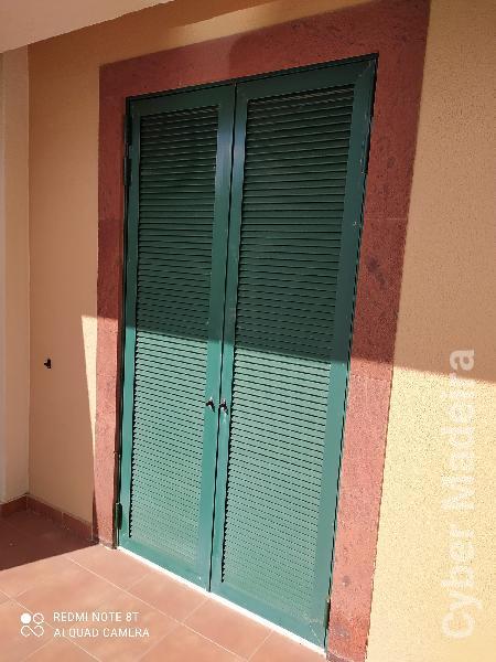 vendo portas de abrir usadas com tapasol