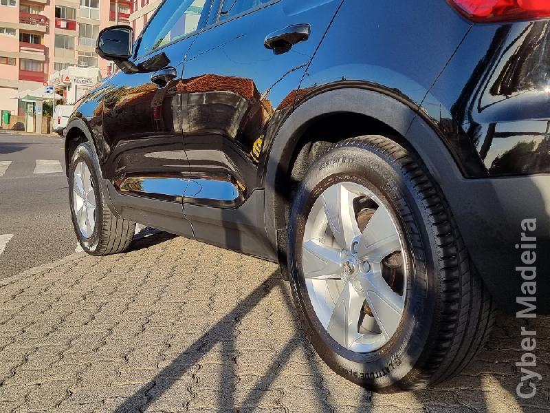 VOLVO XC 40 T3 1.5 163CV TECH EDITION c/Cam 2019 51 MIL KMS. Gasolina