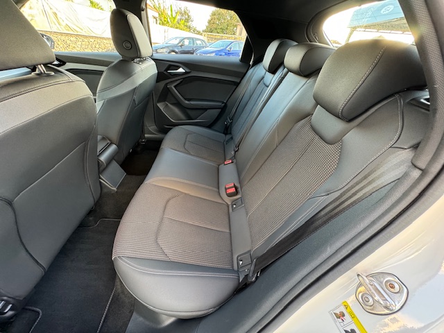 AUDI A1 SPORTBACK 30 TFSI S-TRONIC S-LINE Gasolina