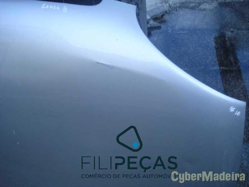 Opel Capô Opel Corsa B Cinzento claro