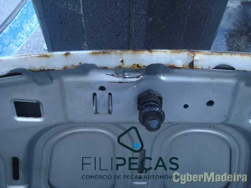 Opel Capô Opel Corsa B Cinzento claro